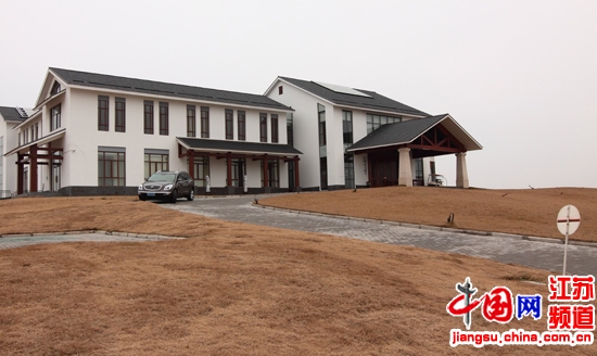江苏通州千亩良田变身高尔夫 国土规划“躲猫猫”