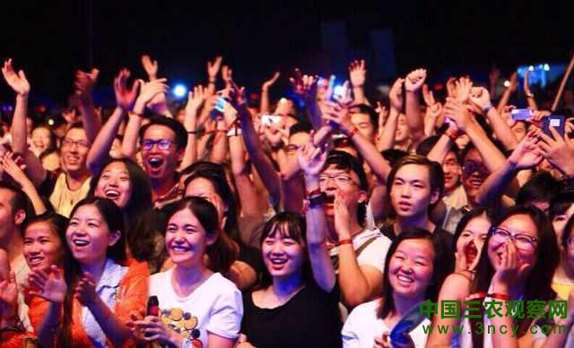 2014东海音乐节激情开唱——逃离城市奔向东海放松心灵