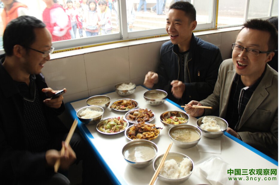 爱粮节粮从我做起--射洪县城西学校多项措施开展世界粮食日宣传教育活动