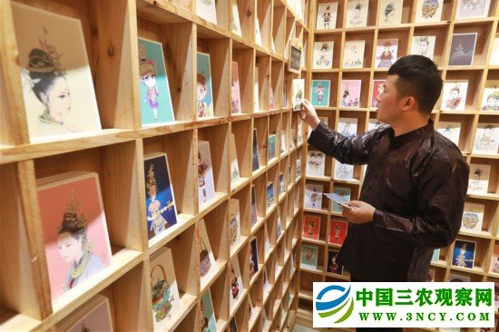 （文化）（6）“90后”侗族插画师：传承民族文化之美