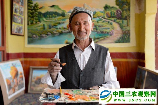 (社会)(2)农民画家阿卜力克木追梦六十载