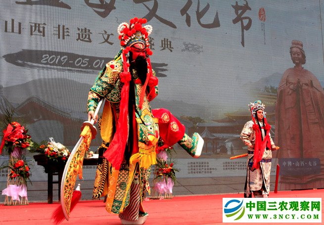 组图：传承孝亲文化 展示精彩非遗