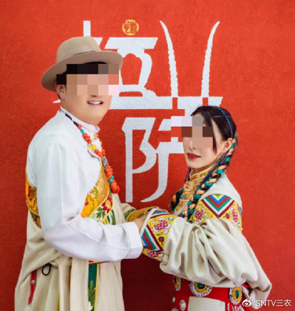 热恋中的孔令玉
